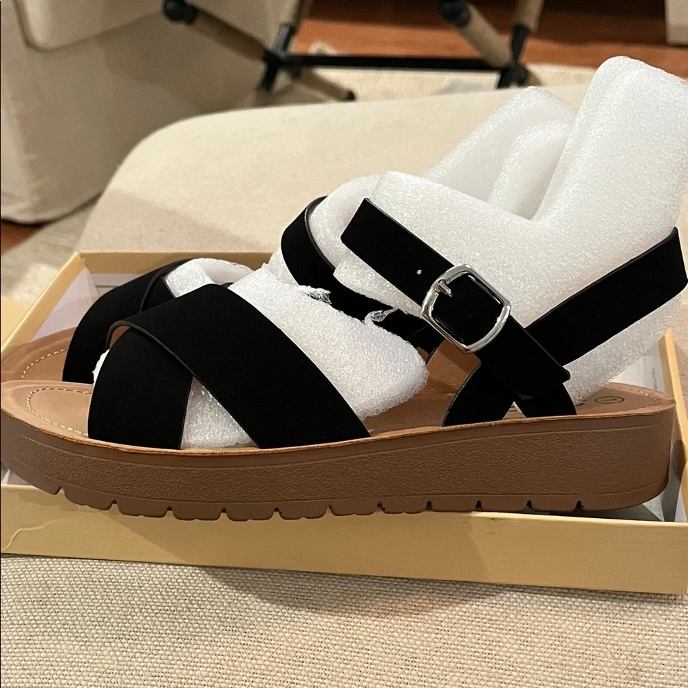 Soda Women's Black Chester-S Wedge Sandals/NIB/7 - Picture 9 of 15